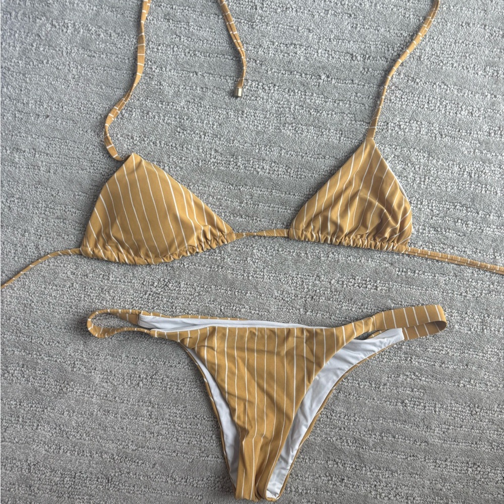 Chic Yellow Striped Bikini Set